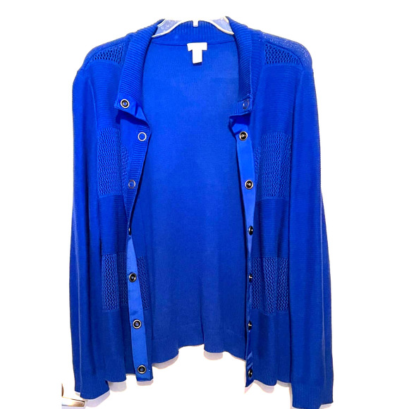 Weekends by Chico Women's‎ Blue Snap Sweater Size 2 27" Long x 22" Pit to Pit - Picture 2 of 5